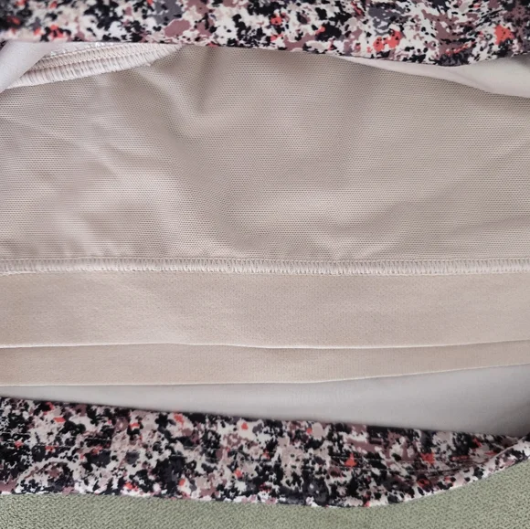 Athleta Top Conscious Cropped Bra Size 1x - Picture 5 of 5